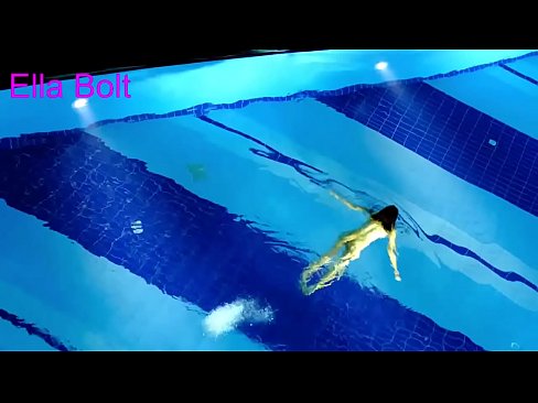 ❤️ Je ne peux pas m'arrêter de regarder, jeune blonde prise en train de nager nue dans la piscine de la station ELLA BOLT. ❤️ Salopes at fr.xxxner.ru ❤