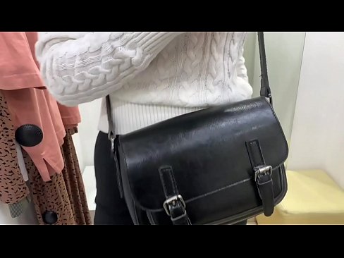 ❤️ Masturbation publique de la jeune salope FeralBerry avec un gode dans la cabine d'essayage ❤️ Salopes at fr.xxxner.ru ❤